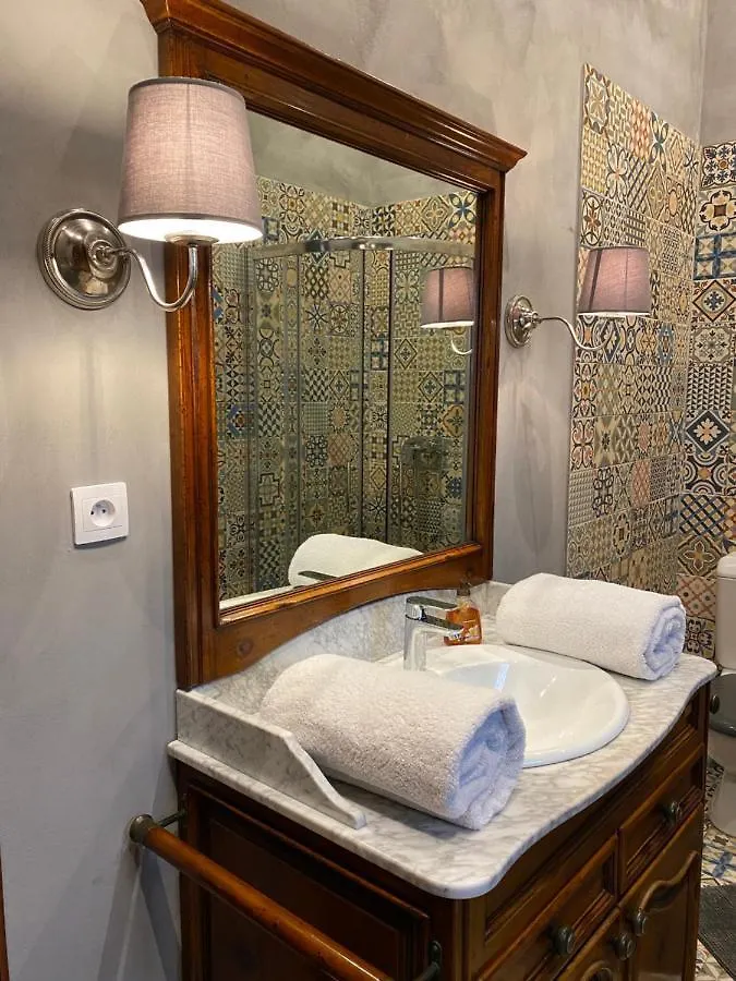 Bed and Breakfast Chateau De Morgenex Vallières